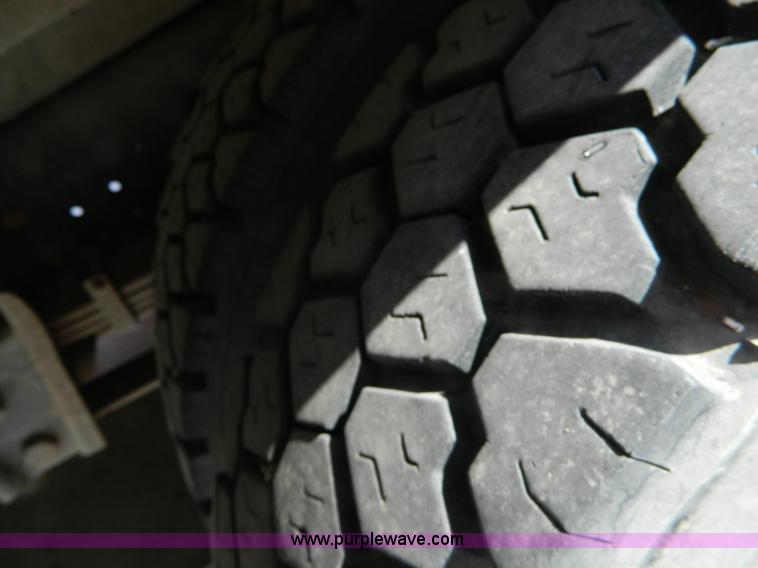 image for item W9217 1985 International Blue Bird bus