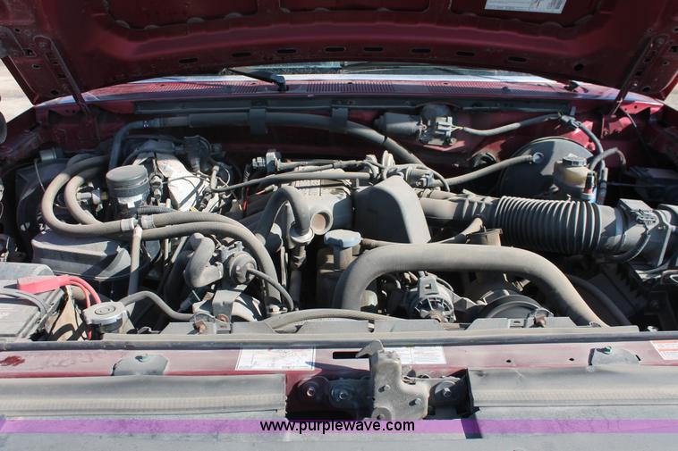 image for item W9269 1996 Ford F150 pickup truck