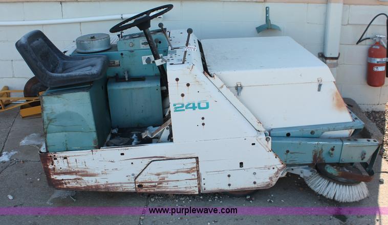 image for item W9270 1973 Tennant 240 sweeper