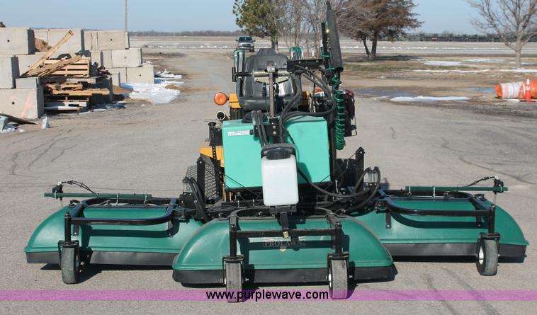 image for item W9272 2011 ProLawn Spray Shields 11' sprayer