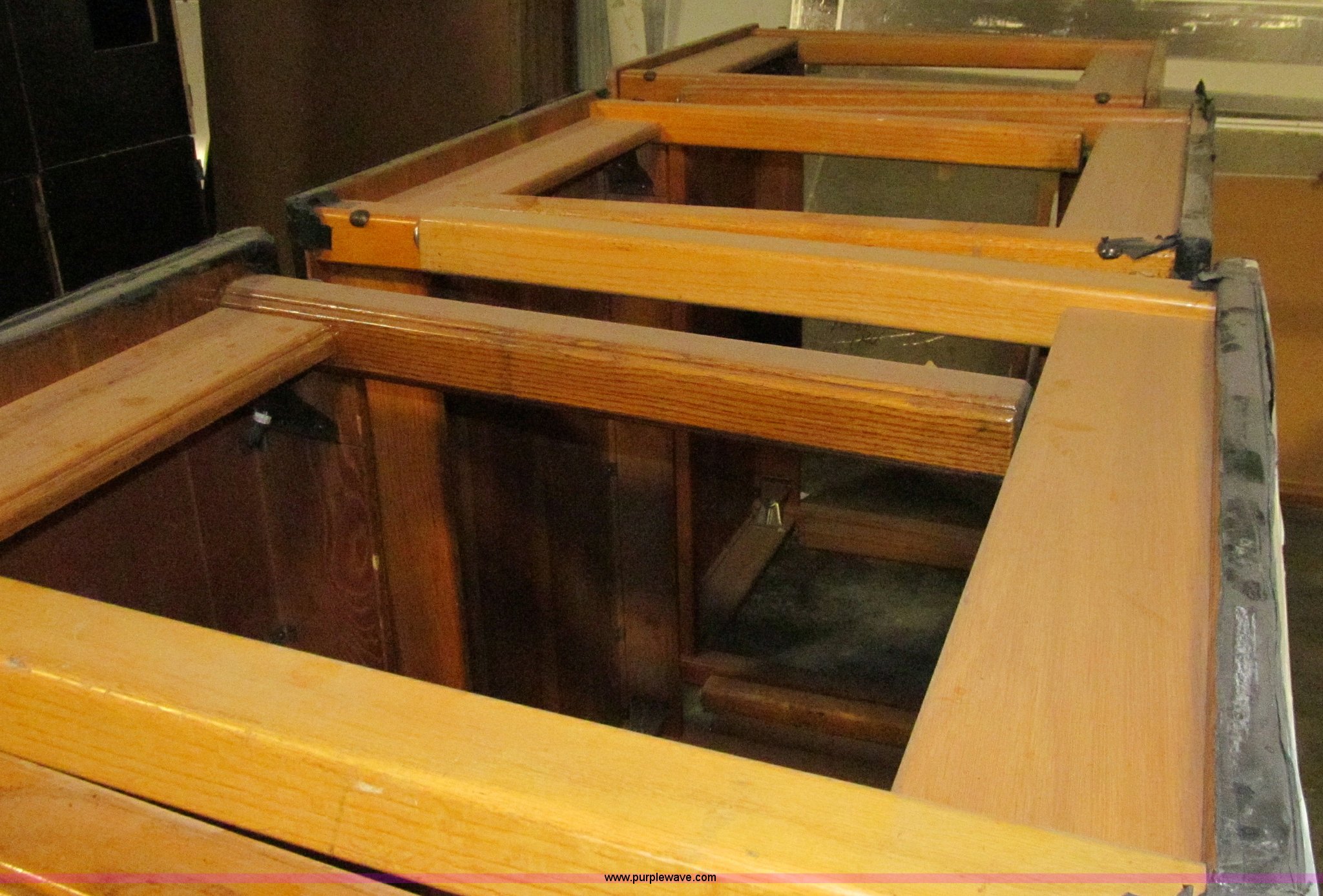 (6) wood desks in Des Moines, IA Item D7215 sold Purple Wave