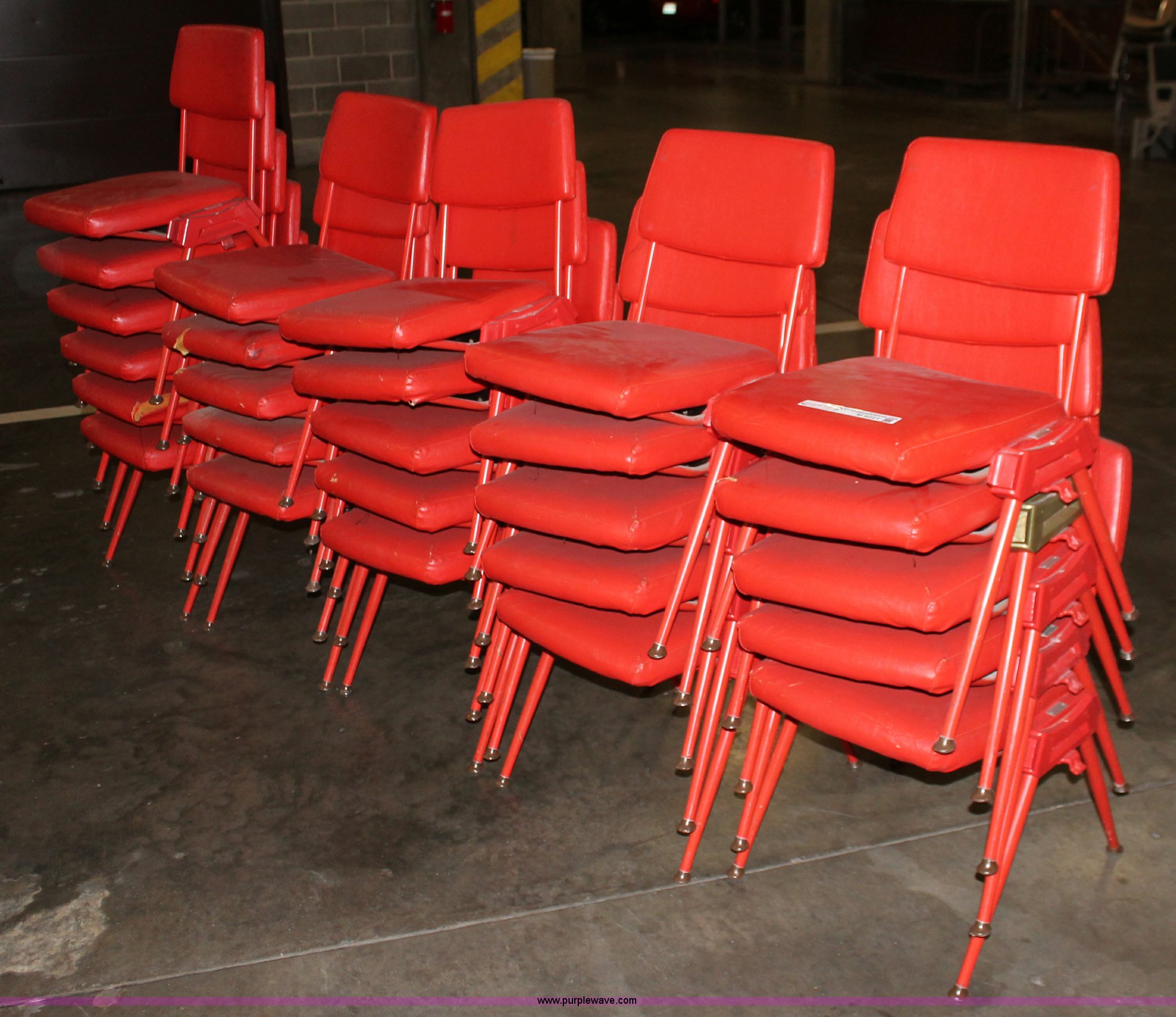 (26) vinyl desk chairs in Wichita, KS Item M9221 sold Purple Wave