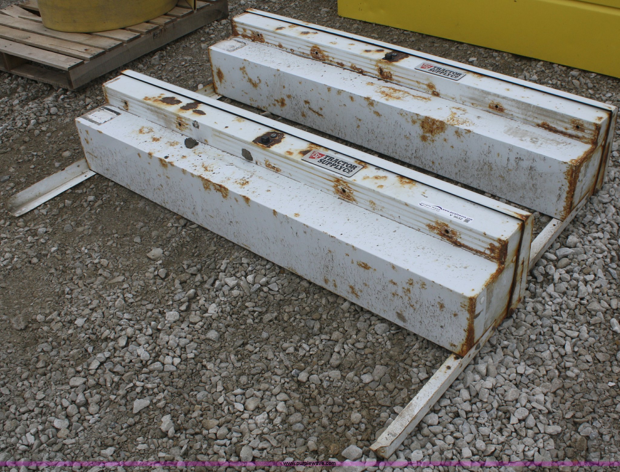 Tractor Supply Tool Boxes Truck - y8l45b8