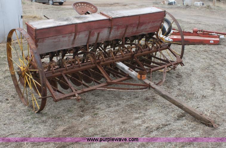 image for item AA9127 International drill