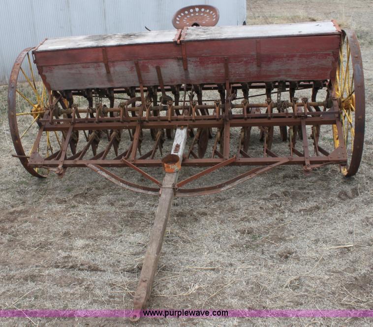 image for item AA9127 International drill