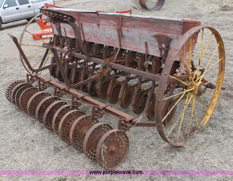 image for item AA9127 International drill