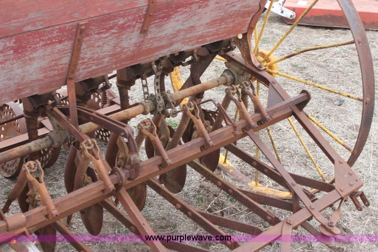 image for item AA9127 International drill