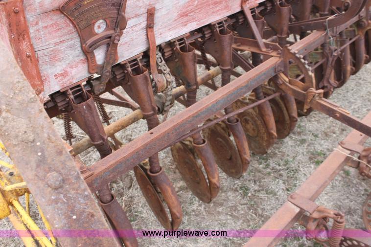 image for item AA9127 International drill