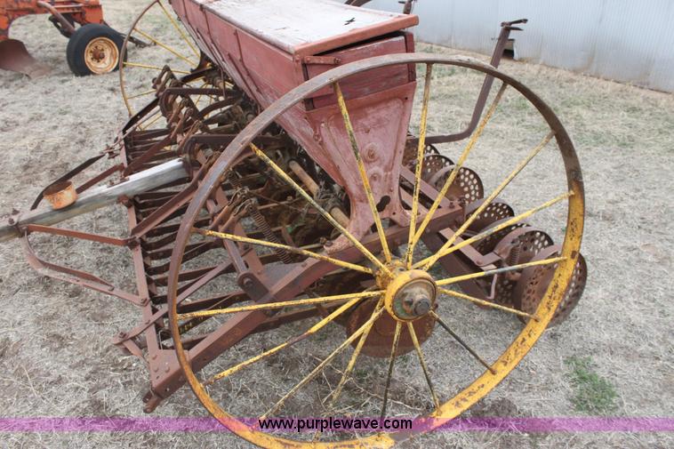 image for item AA9127 International drill