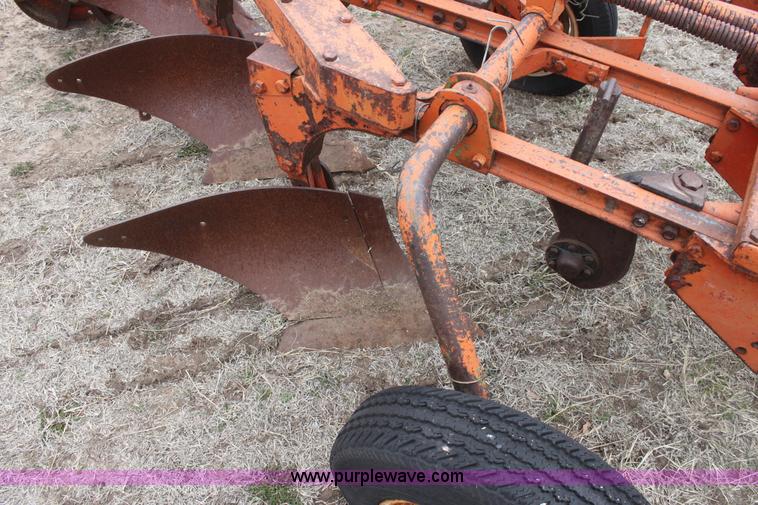 image for item AA9128 Allis three bottom plow