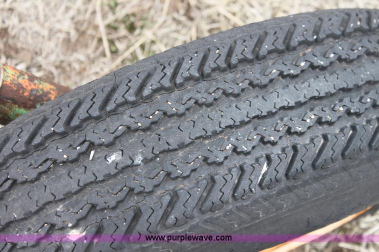 image for item AA9128 Allis three bottom plow