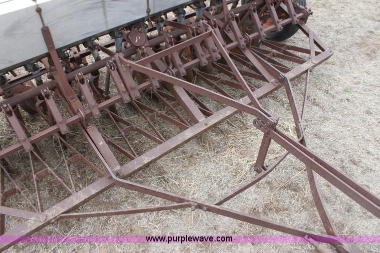 image for item AA9129 13 row alfalfa drill