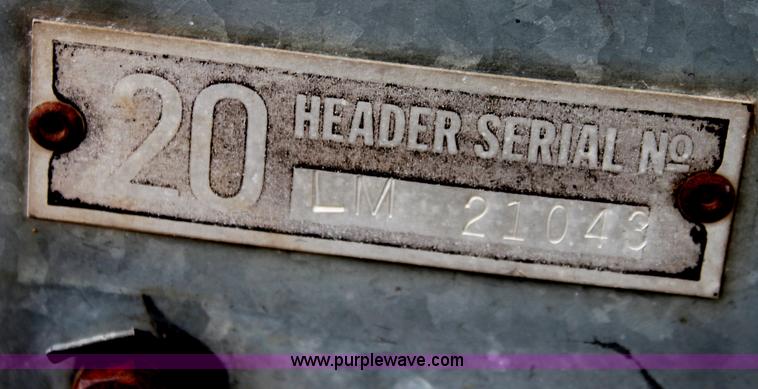 image for item AA9131 Allis Chalmers Gleaner L combine