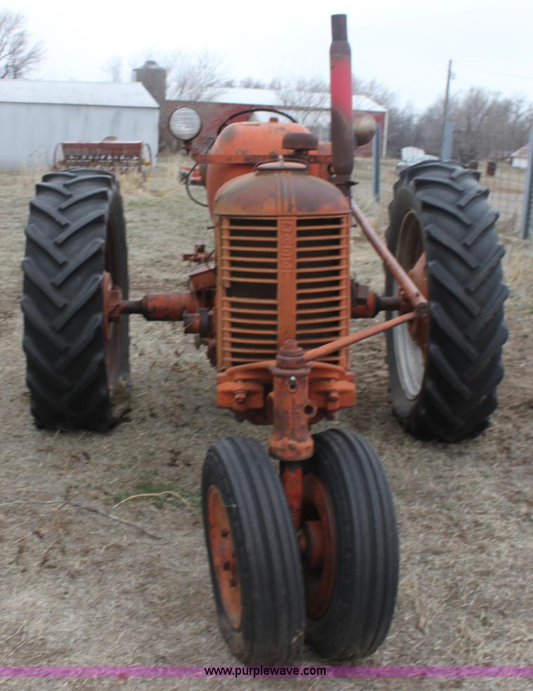 image for item AA9133 Case DC tractor