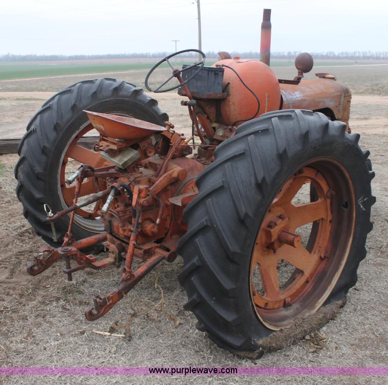 image for item AA9133 Case DC tractor