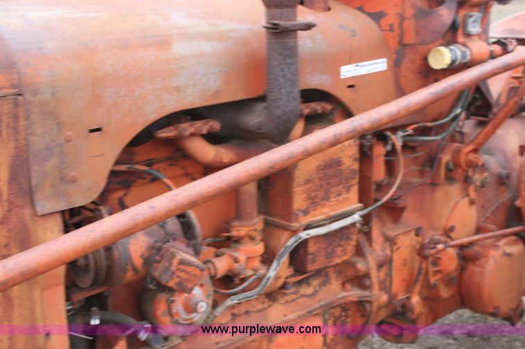 image for item AA9133 Case DC tractor