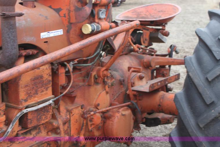 image for item AA9133 Case DC tractor