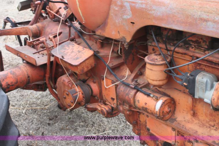 image for item AA9133 Case DC tractor