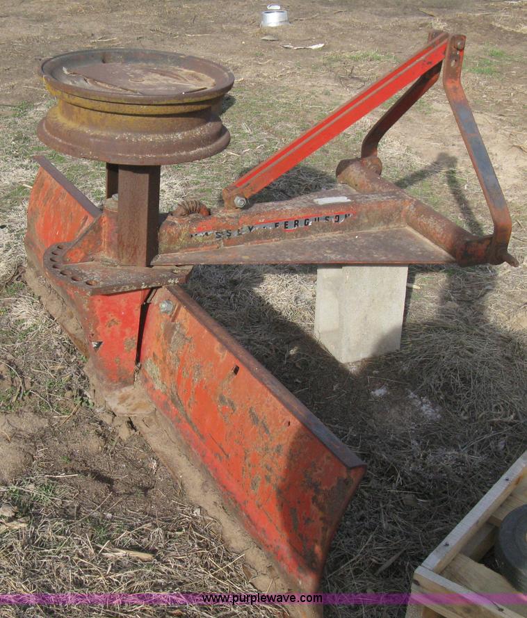 image for item AG9514 Massey-Ferguson 16 three point scraper blade