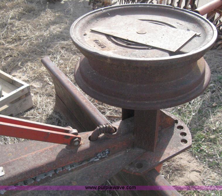 image for item AG9514 Massey-Ferguson 16 three point scraper blade