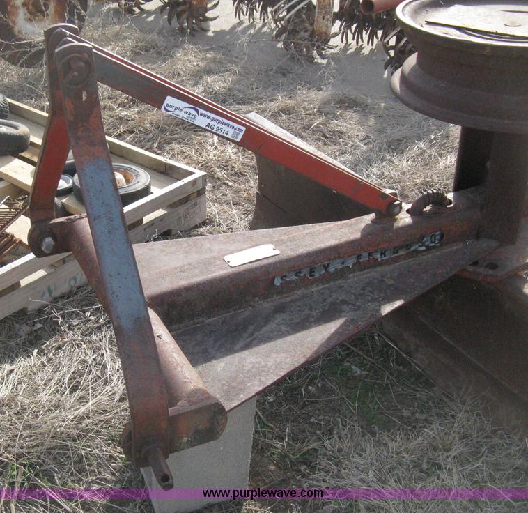 image for item AG9514 Massey-Ferguson 16 three point scraper blade