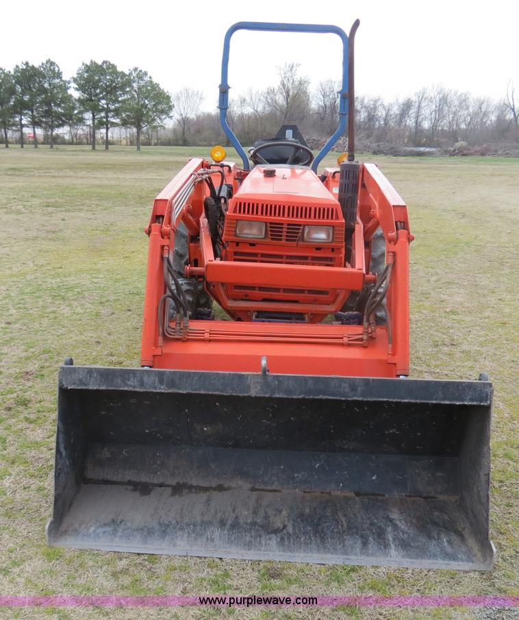 image for item B4678 2002 Kioti LK3054 MFWD tractor