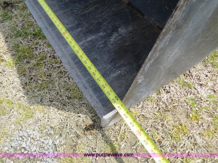 image for item B4678 2002 Kioti LK3054 MFWD tractor