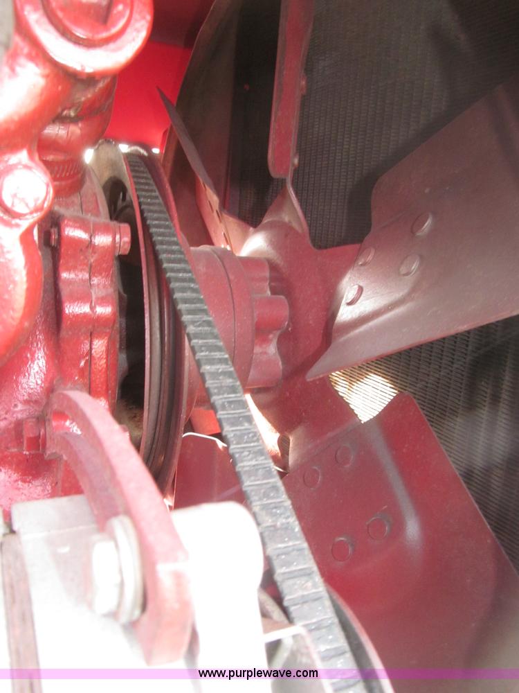 image for item B5420 1975 International F1066 row crop tractor