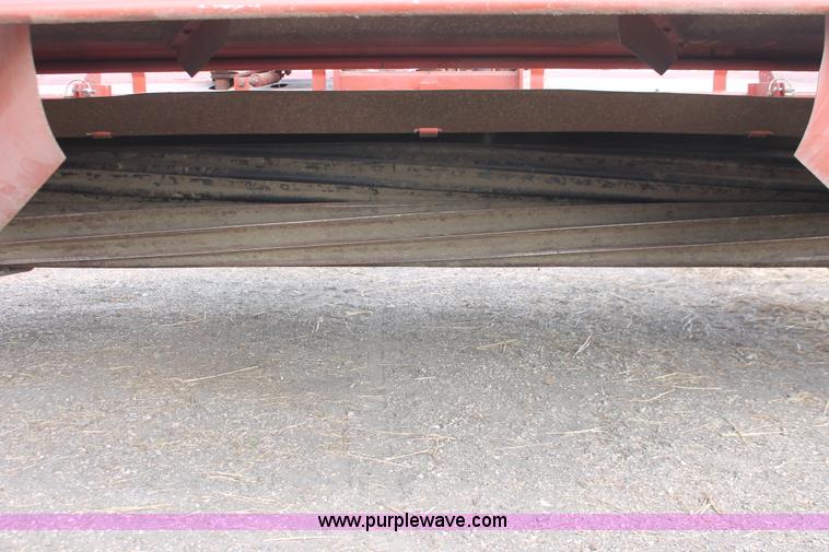 image for item E2989 Hesston 1340 swather