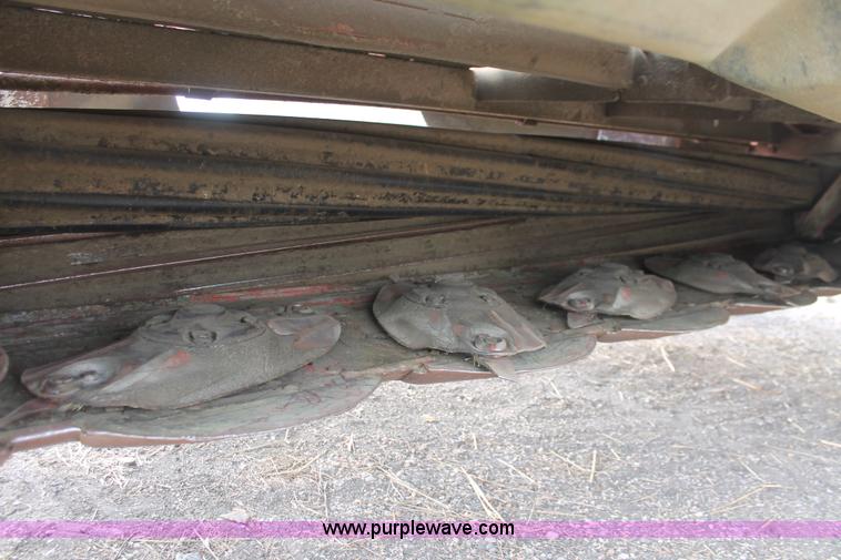 image for item E2989 Hesston 1340 swather