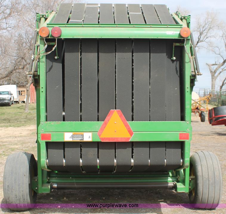 image for item E2993 John Deere 535 round baler