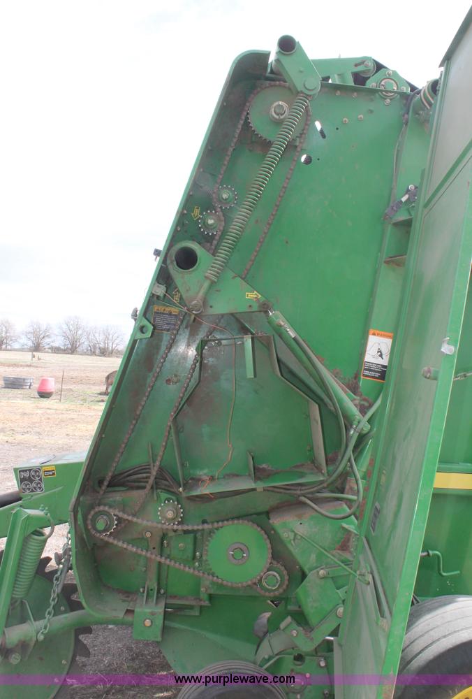 image for item E2993 John Deere 535 round baler