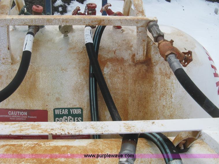 image for item E3116 Twin cylinder anhydrous ammonia nurse tanks