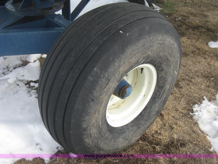 image for item E3116 Twin cylinder anhydrous ammonia nurse tanks