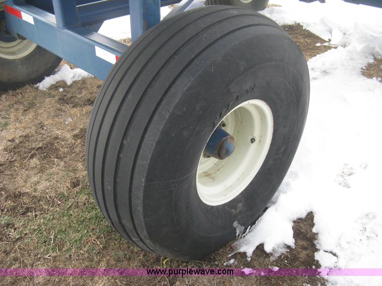 image for item E3116 Twin cylinder anhydrous ammonia nurse tanks