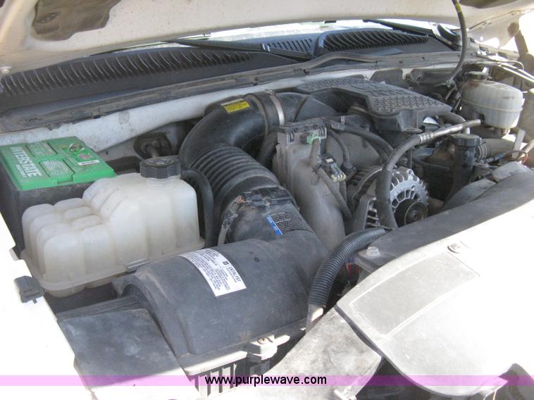 image for item E3153 2007 Chevrolet Silverado Classic 2500HD LT pickup truck