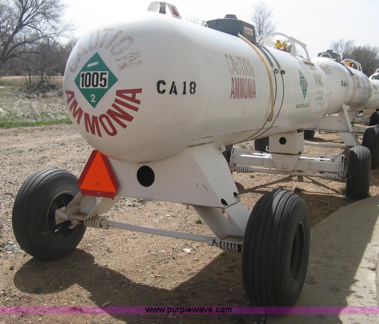 image for item E3221 Anhydrous ammonia tank on running gear