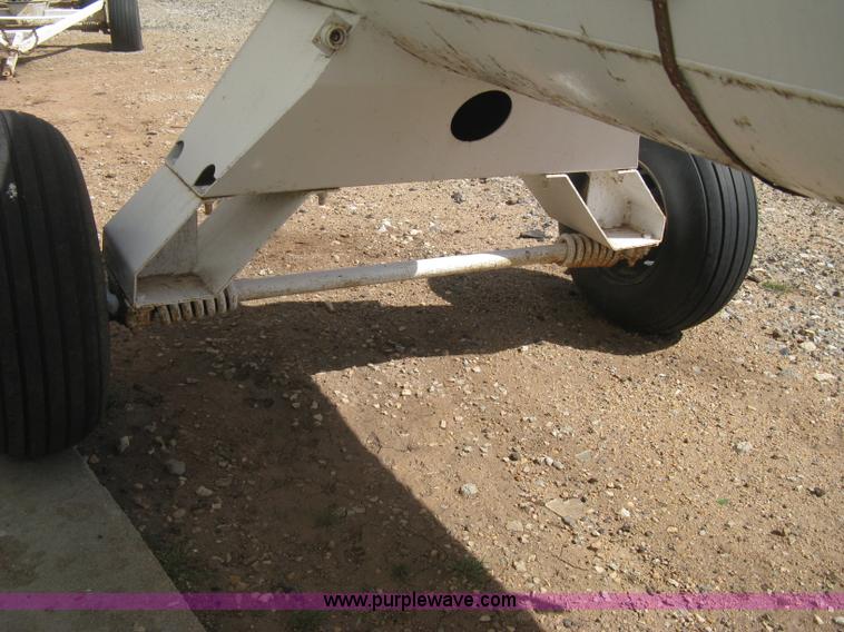 image for item E3221 Anhydrous ammonia tank on running gear