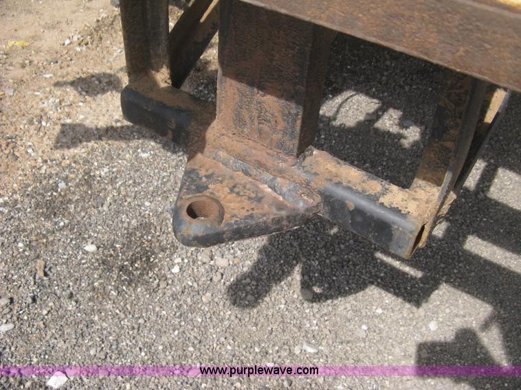 image for item E3226 1974 Ford 700 tender truck