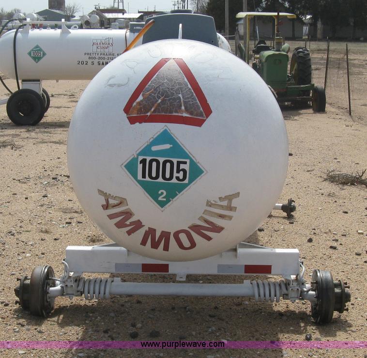 image for item E3227 Anhydrous ammonia tank