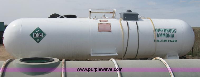 image for item E3229 Anhydrous ammonia tank