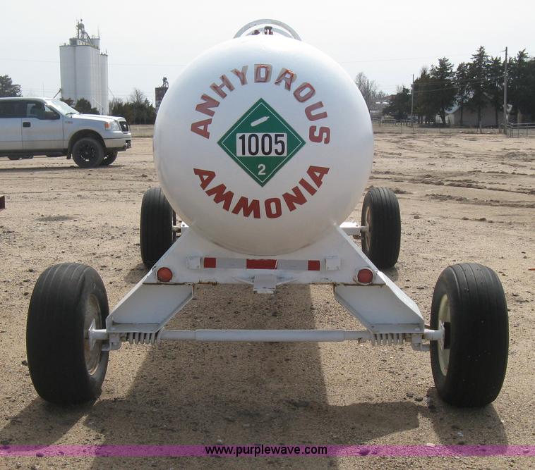 image for item E3230 Anhydrous ammonia tank