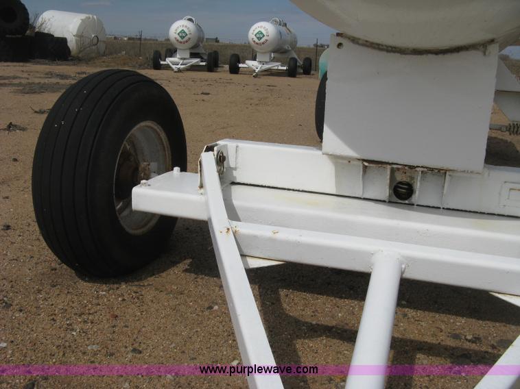 image for item E3230 Anhydrous ammonia tank