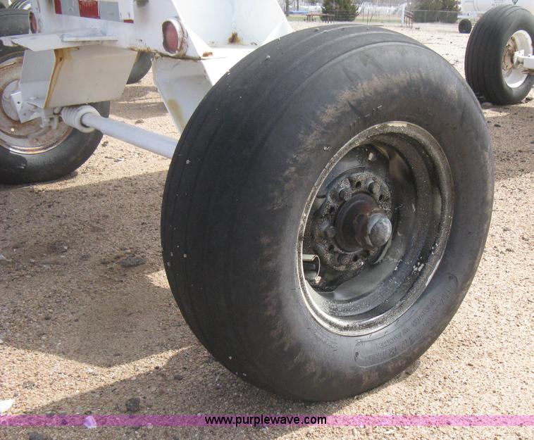 image for item E3230 Anhydrous ammonia tank