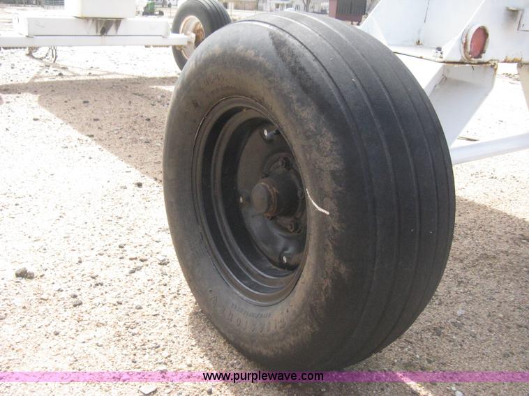 image for item E3230 Anhydrous ammonia tank