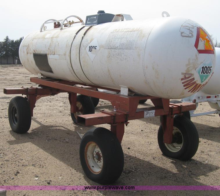 image for item E3231 Anhydrous ammonia tank