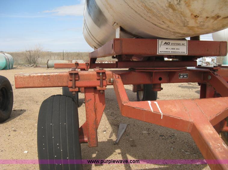 image for item E3231 Anhydrous ammonia tank