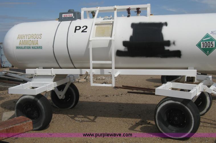 image for item E3232 Anhydrous ammonia tank