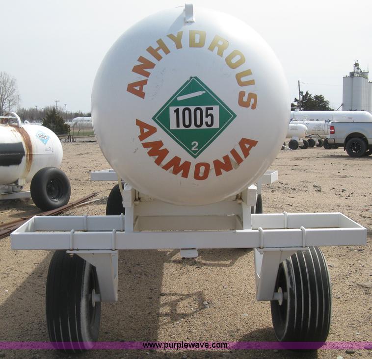 image for item E3232 Anhydrous ammonia tank