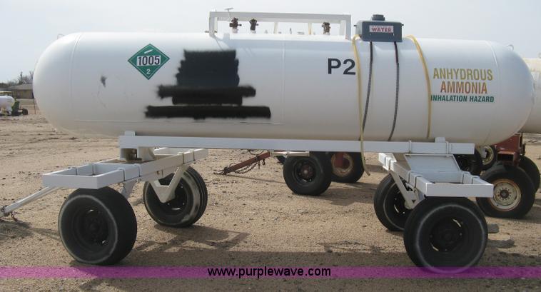 image for item E3232 Anhydrous ammonia tank